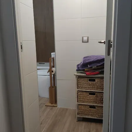 A 9 Min De La Playa Homestay
